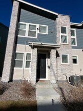 1914 Rosen Dr in Fort Collins, CO - Building Photo - Building Photo