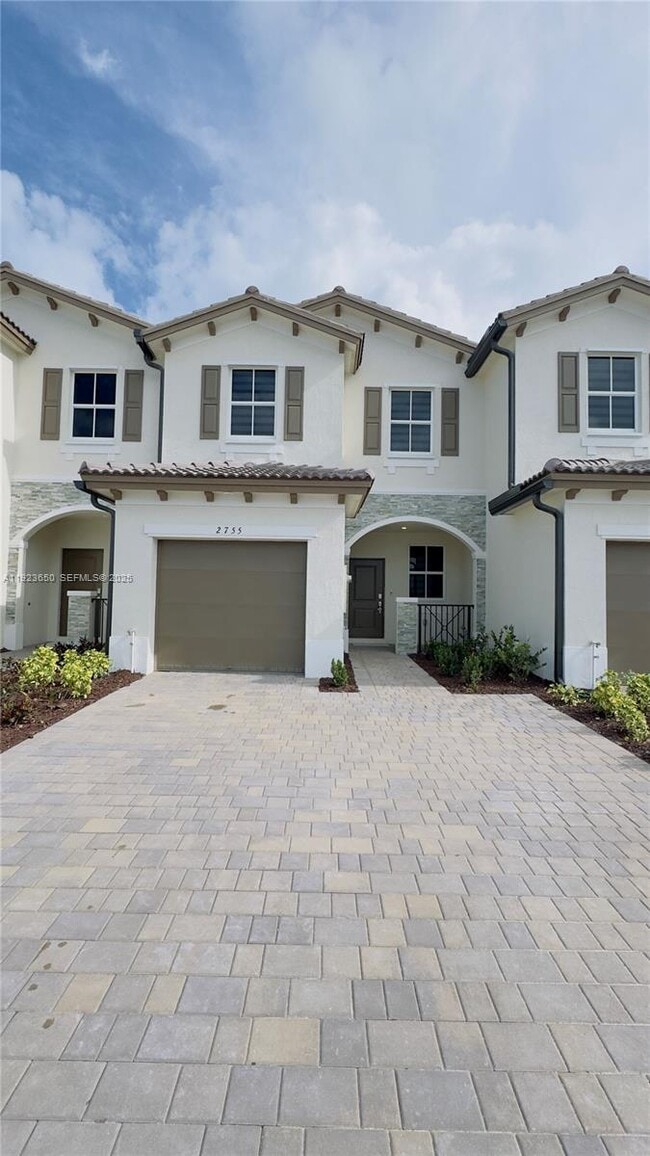 2755 SE 25th Ave in Homestead, FL - Building Photo - Building Photo