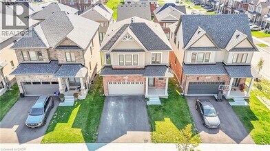 425 Robert Woolner St in North Dumfries, ON - Building Photo - Building Photo