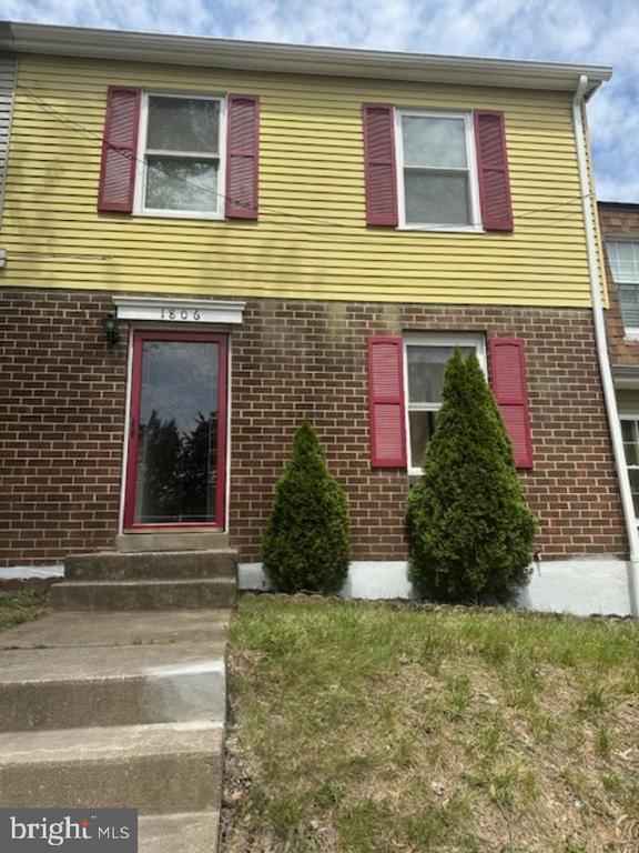 property at 1806 Graybird Ct