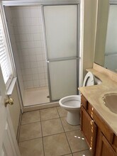 17935 Great Glen Dr, Unit 1 in Houston, TX - Building Photo - Building Photo