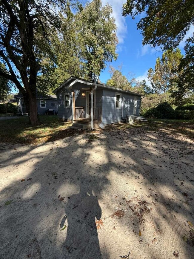property at 1339 Cox Ave