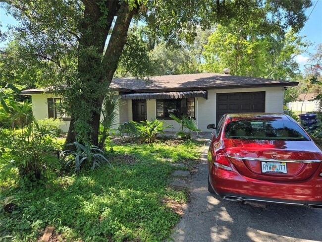 property at 804 W Linebaugh Ave