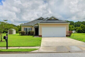 20 Evergreen Oak Dr in Richmond Hill, GA - Building Photo - Building Photo