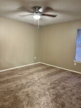 5109-5111 Galloping Way, Unit 5113 in Texarkana, TX - Building Photo - Building Photo