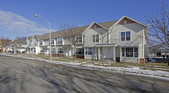 Parkwest Townhouses Apartments