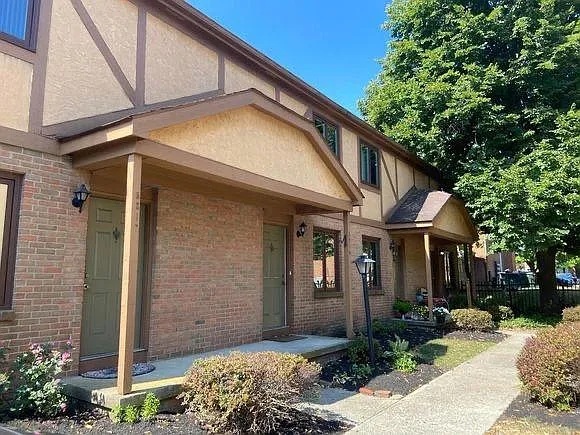 5213 Winsome Way in Columbus, OH - Building Photo