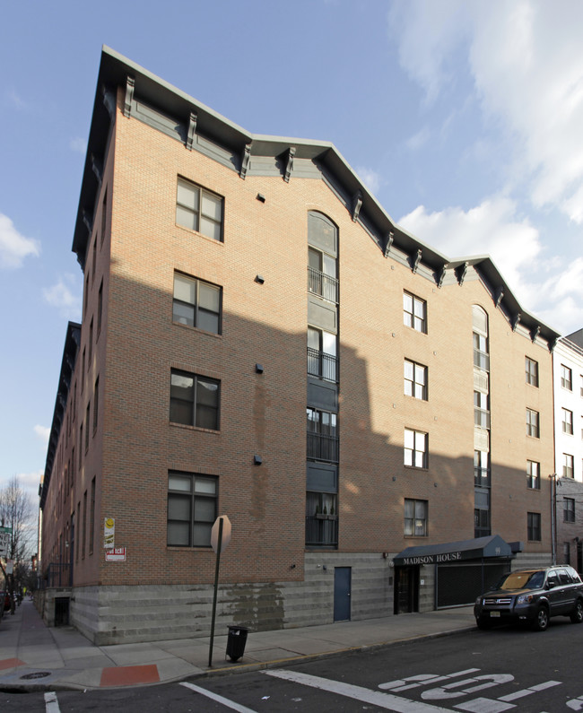 515 1st St in Hoboken, NJ - Building Photo - Building Photo