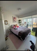 180 2nd Av E in Vancouver, BC - Building Photo