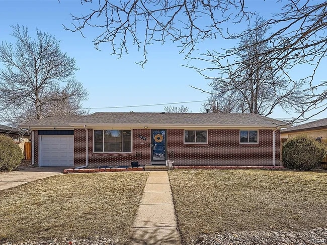 property at 3148 Victor St