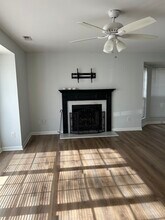 317 Clayton Crossing Pl, Unit 317 in Ellisville, MO - Building Photo - Building Photo
