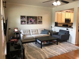 3219 Carlisle St in Bedford, TX - Building Photo