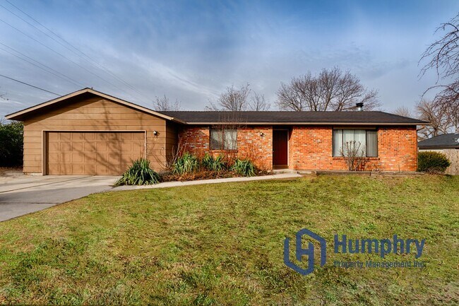 property at 399 S Maple Grove Rd