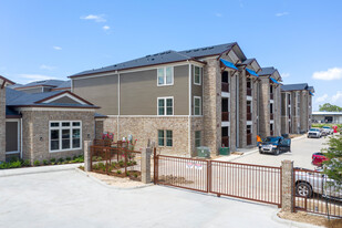 Hartwood at West Little York in Houston, TX - Building Photo