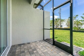 4264 Lemongrass Dr in Ft. Myers, FL - Building Photo - Building Photo