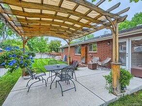 645 S Glencoe St in Denver, CO - Foto de edificio - Building Photo