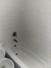 27 Hillside Ave, Unit 8 in Monticello, NY - Building Photo - Building Photo