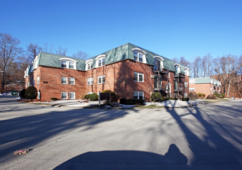 Catawba Apartments in Worcester, MA - Building Photo