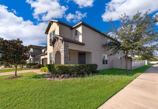 5346 White Blossom Cir in St. Cloud, FL - Building Photo - Building Photo