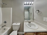 6036 Presentation St photo'