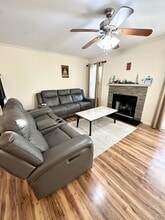 26 Fawn Ridge Ln in Wilton, CT - Building Photo - Building Photo