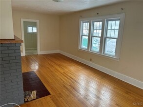 110 Homewood Dr in Fayetteville, NY - Building Photo - Building Photo