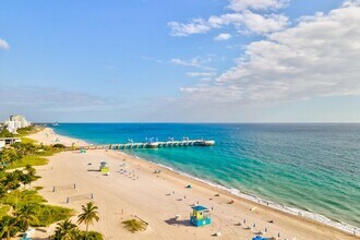 220 NW 25th Ct in Pompano Beach, FL - Building Photo - Building Photo