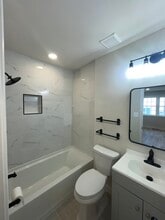 9854 Hagel Cir in Lorton, VA - Building Photo - Building Photo