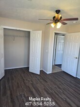 137 Andro Cir in Hollister, MO - Building Photo - Building Photo