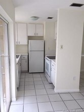 3616 SW 17th St-Unit -3610 in Miami, FL - Building Photo - Building Photo