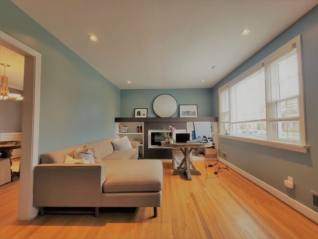 4612 Cutshaw Ave in Richmond, VA - Building Photo - Building Photo