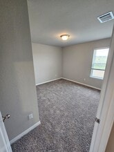 3708 Sweet Watermelon Ln in Buda, TX - Building Photo - Building Photo