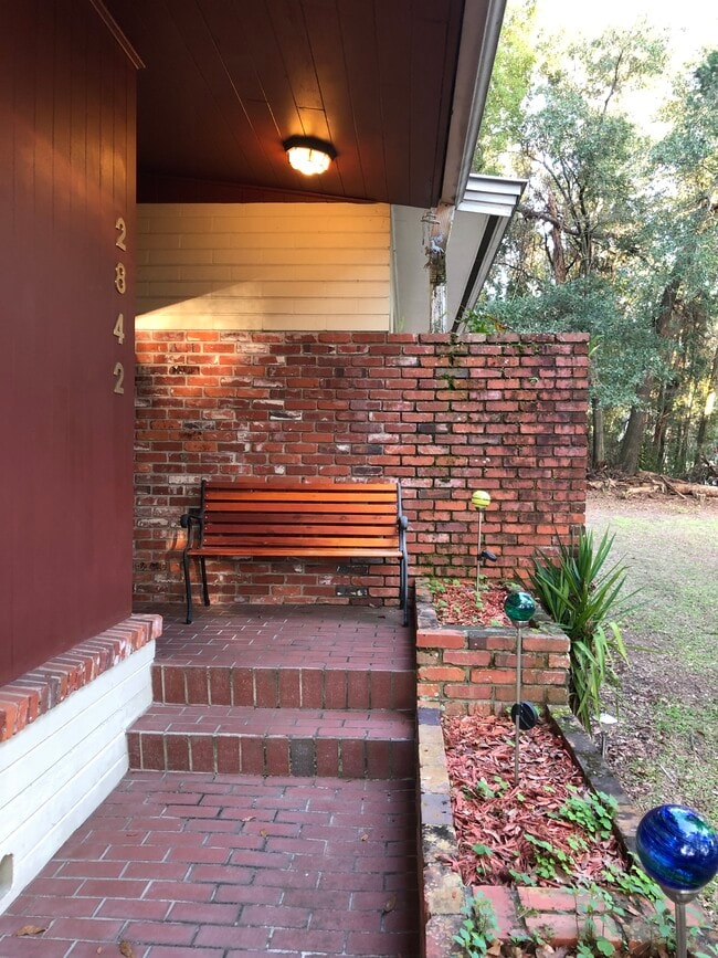 2842 SW 1 Ave in Gainesville, FL - Foto de edificio - Building Photo