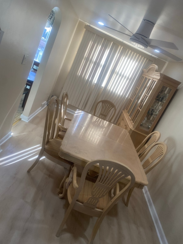 178 E Fariston Dr in Philadelphia, PA - Building Photo - Building Photo