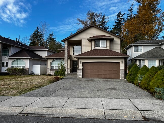 property at 4031 Glengary Rd