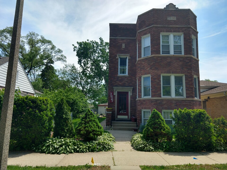 3927 Kirk St, Unit 2 in Skokie, IL - Building Photo