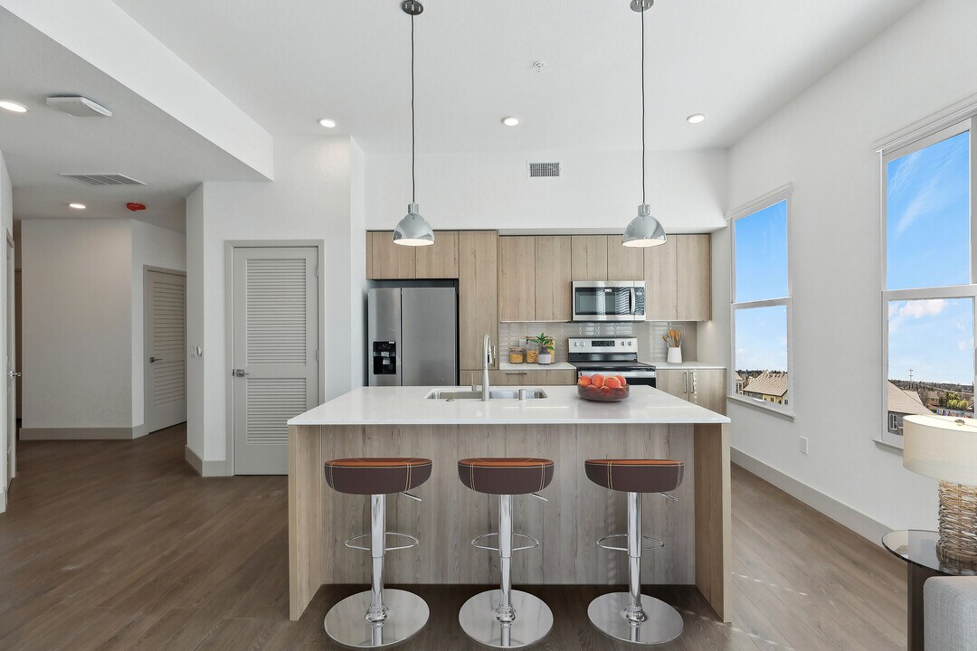 Ona in Sacramento, CA - Building Photo