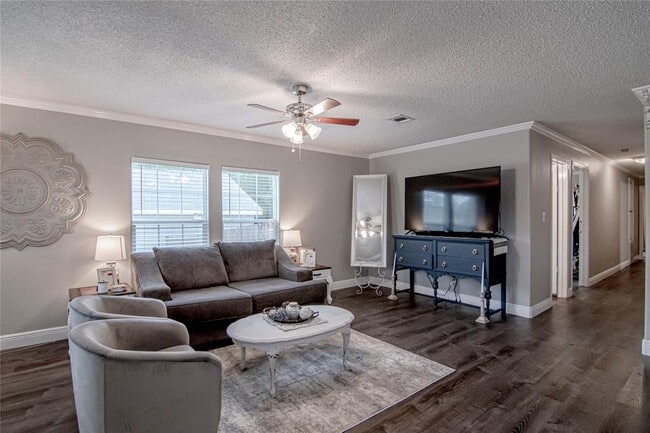 164 Varsity Cir in Huntsville, TX - Building Photo - Building Photo