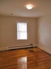 13 Smith Ave, Unit 10-2R in Somerville, MA - Building Photo - Building Photo
