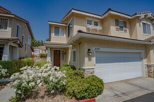 26508 Bryce Rd in Santa Clarita, CA - Building Photo