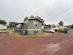 2000 E Frontier Ave in Flagstaff, AZ - Building Photo - Building Photo