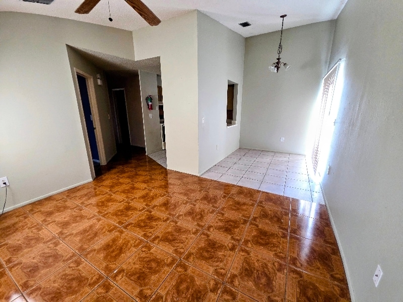 7239 Sky Ct in Spring Hill, FL - Building Photo