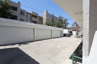 607 Hauser Blvd in Los Angeles, CA - Building Photo
