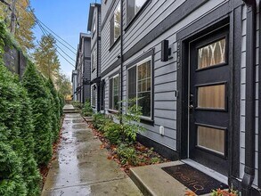 2702 S Andover St in Seattle, WA - Foto de edificio - Building Photo