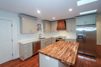 440 S May St in Southern Pines, NC - Foto de edificio - Building Photo