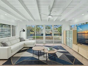 2507 Okeechobee Ln in Fort Lauderdale, FL - Building Photo - Building Photo