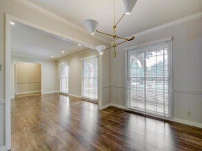 6009 Mountainclimb Dr in Austin, TX - Building Photo - Building Photo