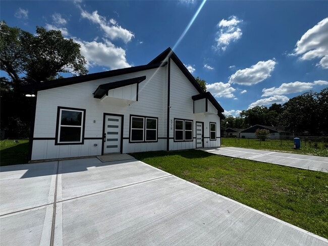 property at 5710 Delmack St