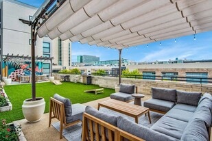 The Lofts at City Centre in Houston, TX - Building Photo