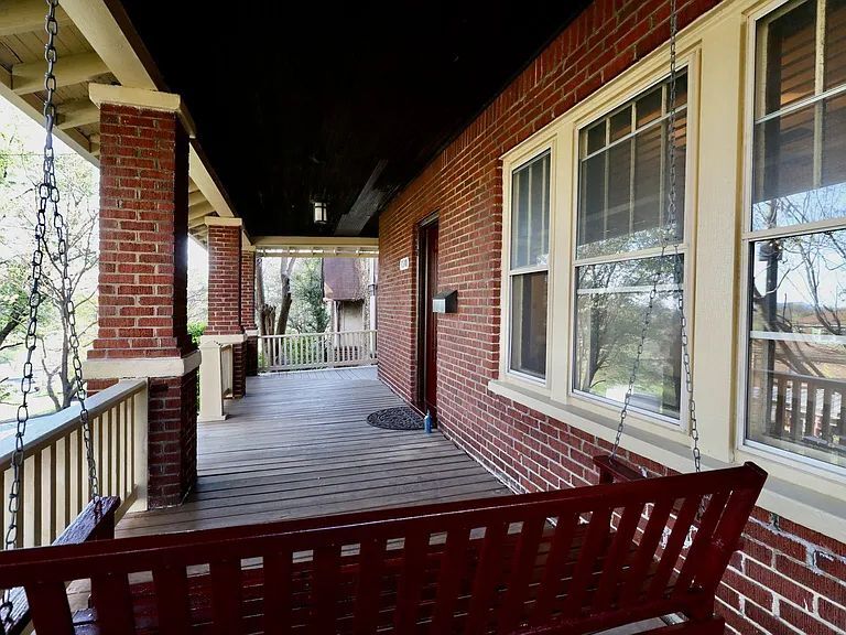 1510 Hampton Ave SW in Roanoke, VA - Building Photo